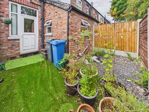 Photo 19- click for photo gallery